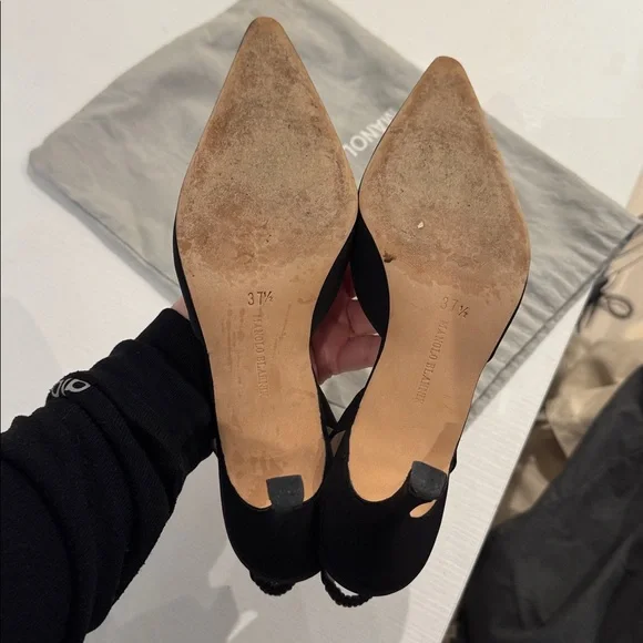 Manolo Blahnik Carolyne Satin Slingback Pumps - Picture 5 of 6